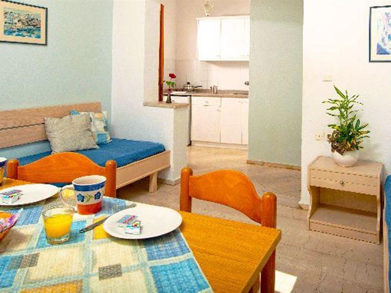 Melissa Apartments, Studios & Suites Malia Buitenkant foto