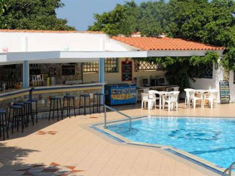 Melissa Apartments, Studios & Suites Malia Buitenkant foto